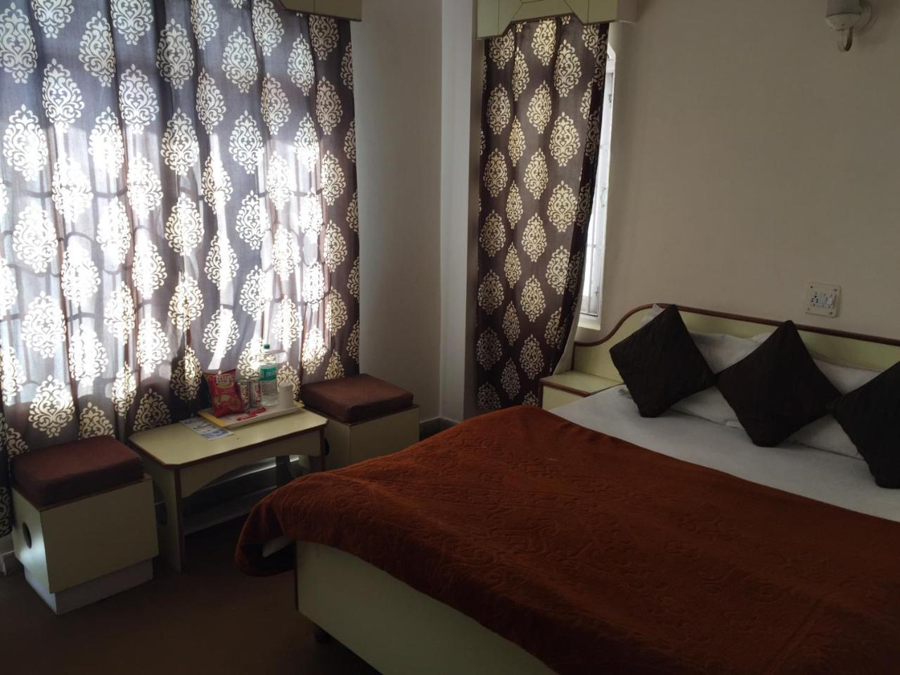 Hotel Lotus Shimla Bagian luar foto