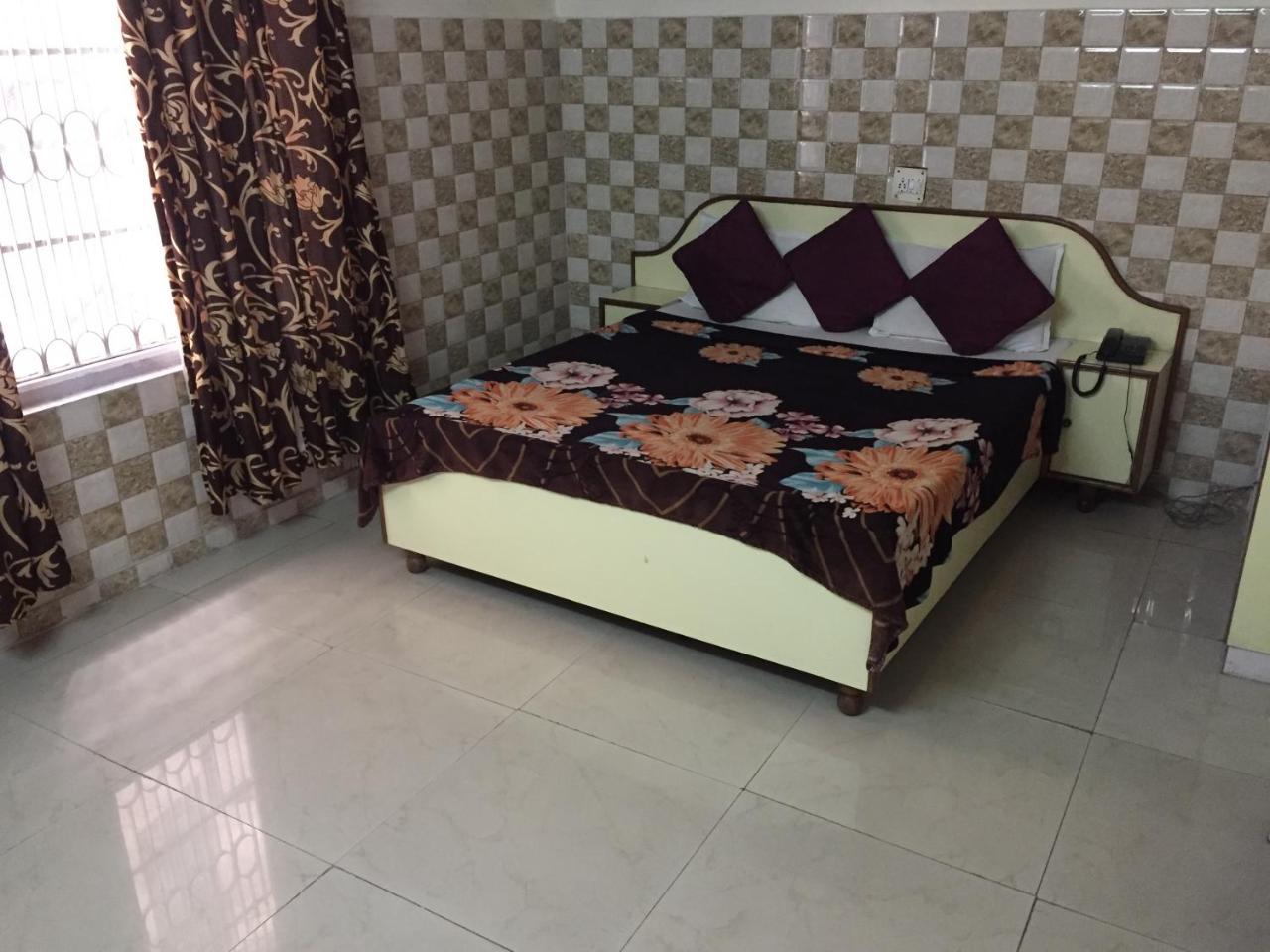 Hotel Lotus Shimla Bagian luar foto